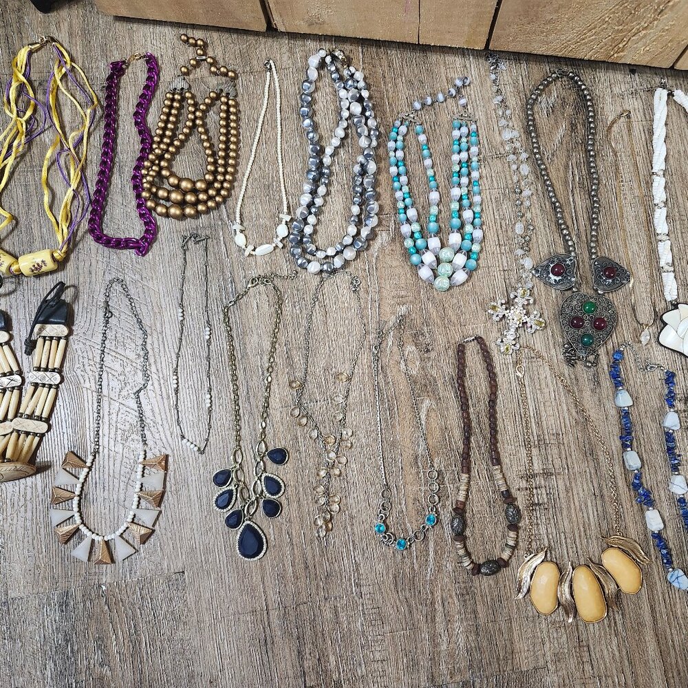 Fashion jewelry 19 necklaces